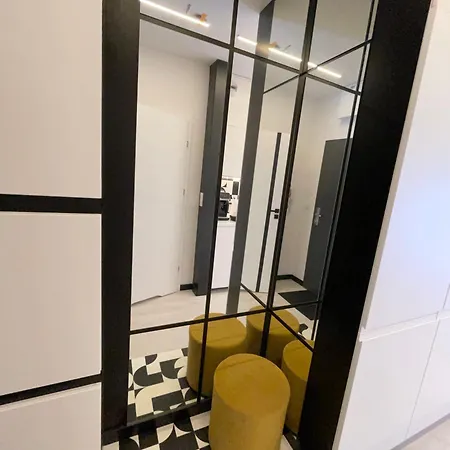 Kameleon, Jaworska 4 Apartamento